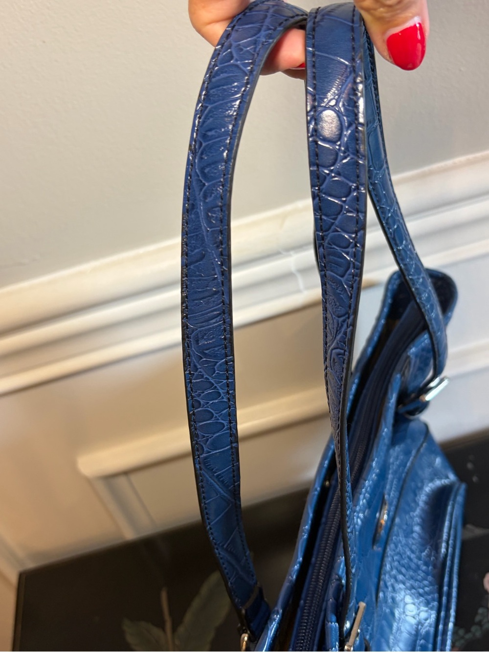Giani Bernini Blue Croc-Textured Shoulder Tote - Picture 7 of 14